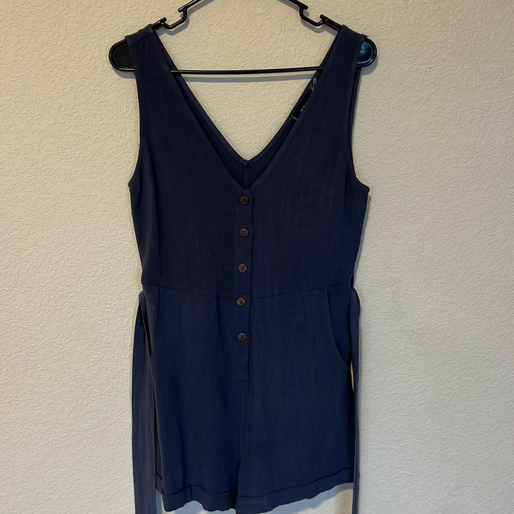 VICI - GARNER POCKETED BUTTON DOWN TIE ROMPER - NAVY